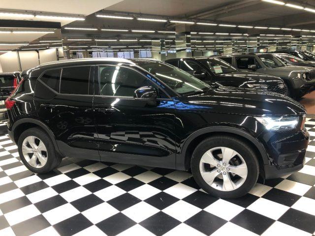 VOLVO XC40 T3 Geartronic Momentum
