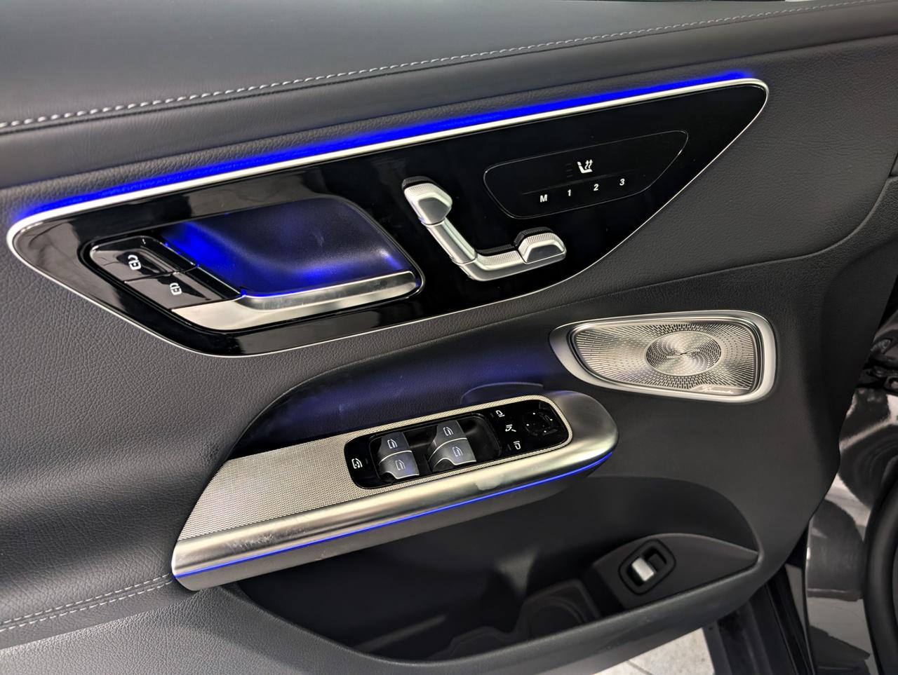 Mercedes-Benz 200 4matic Automatic AMG Line Advanced Plus