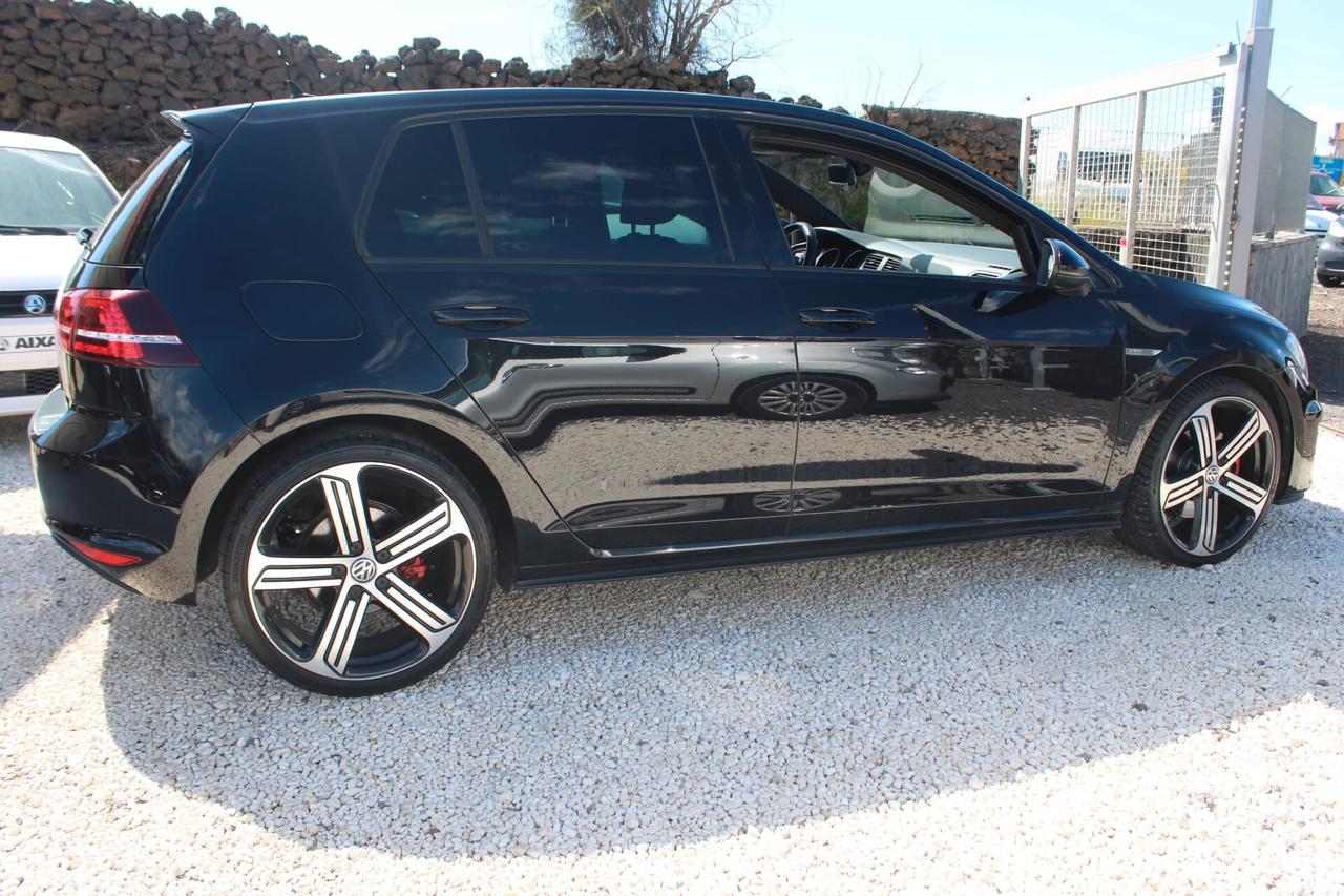 Volkswagen Golf GTD Tua A SOLI 174€