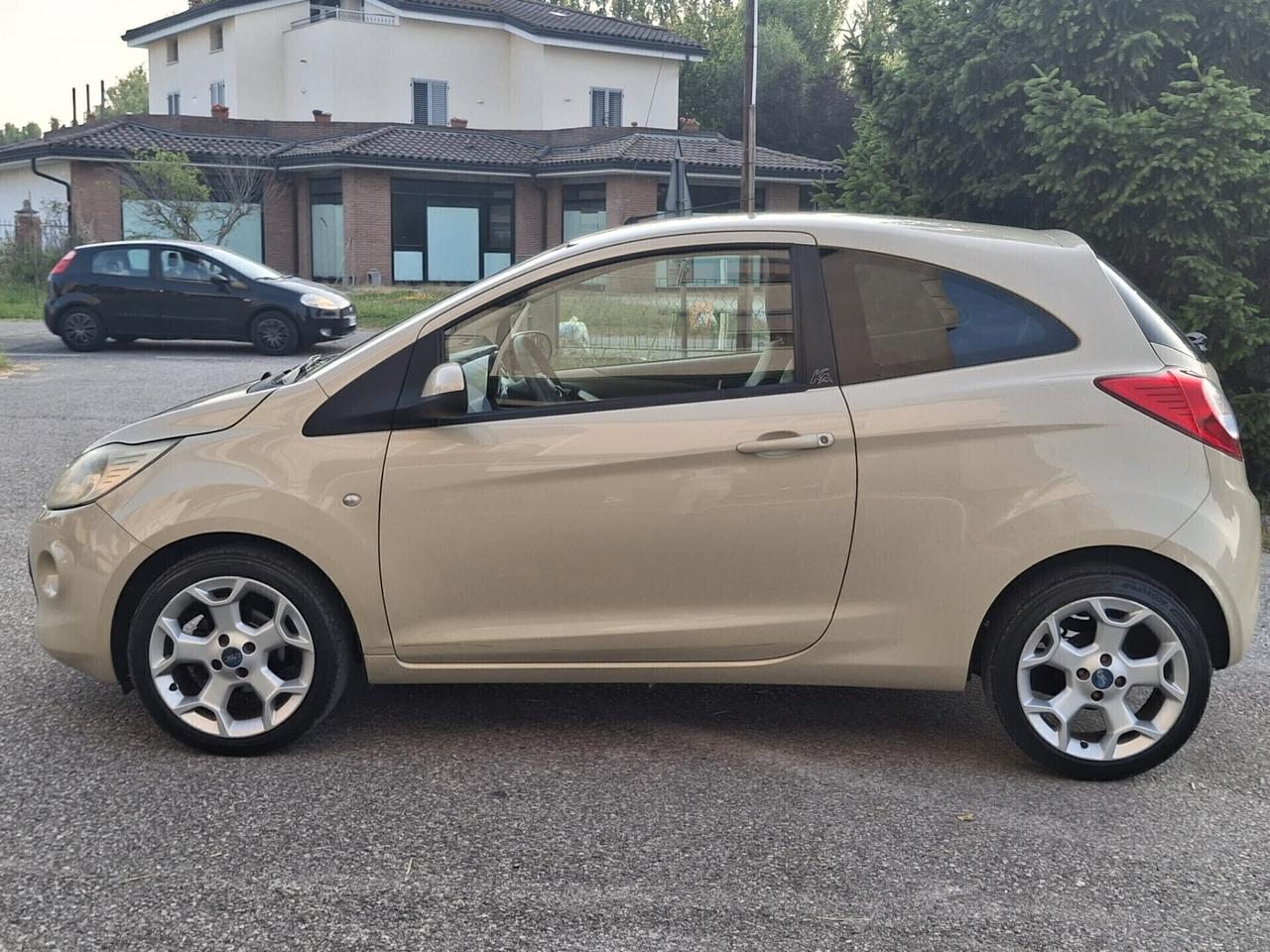 Ford Ka 1.2 8V 69CV Titanium