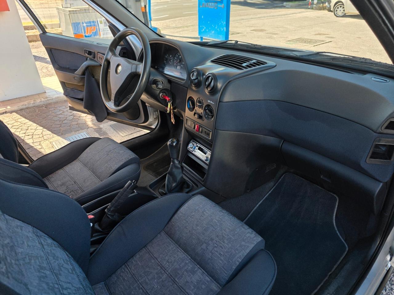 Alfa Romeo 146 1.4i 16V 103cv Twin Spark cat con 138.000km