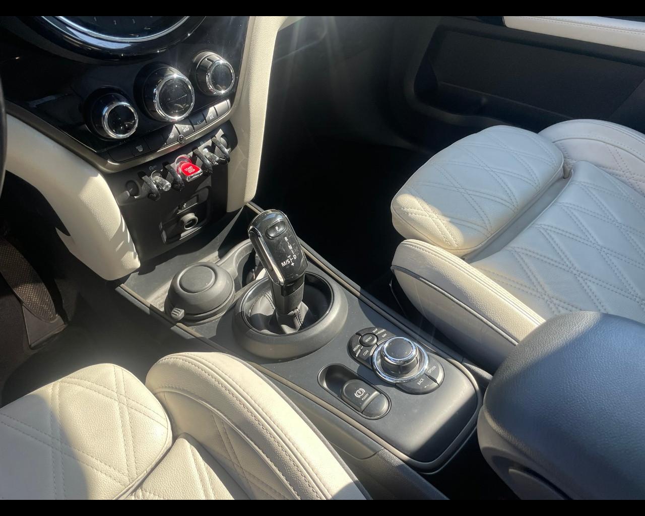 MINI Mini Countrym.(F60) - Mini 1.5 Cooper Classic Countryman