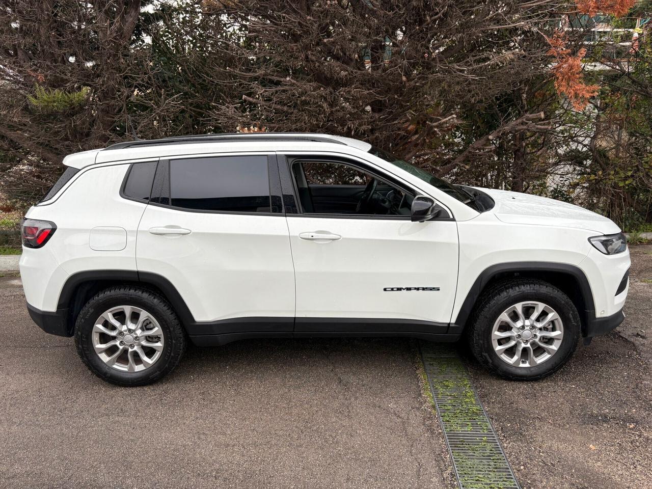 J Compass 1.3Hyb. 4xe L-Lock Lim. 190 P-In 2022