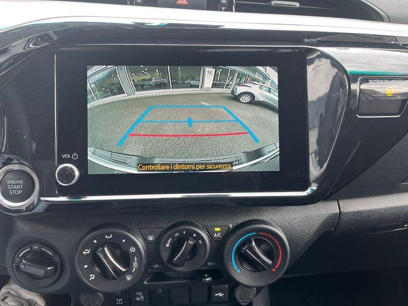 Toyota Hilux doppia cabina Lounge 2.4 cc automatico