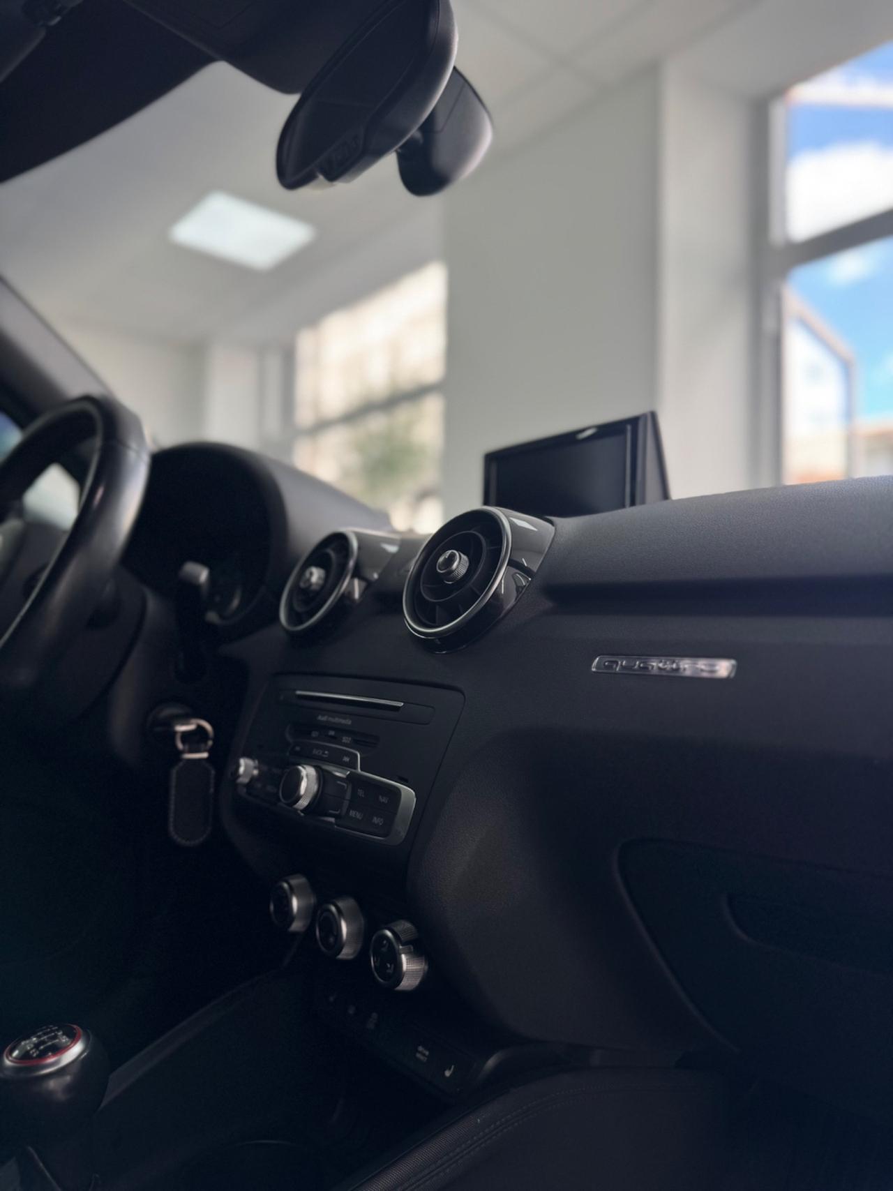 Audi A1 S1 2.0 TFSI quattro