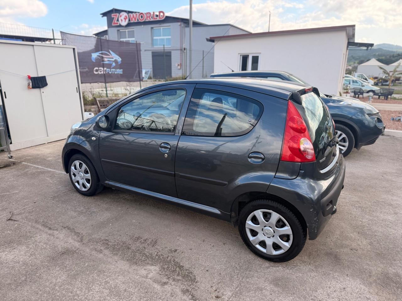 Peugeot 107 1.0 68CV 5p. Sweet Years