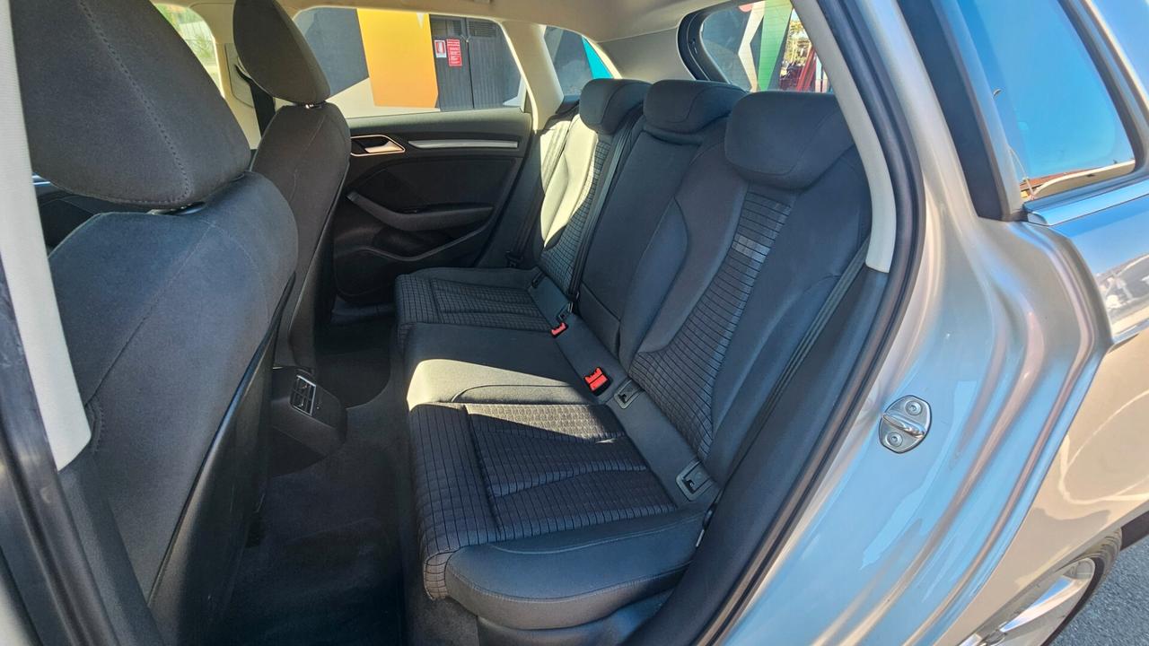 Audi A3 2.0 TDI 150 CV clean diesel quattro Ambition