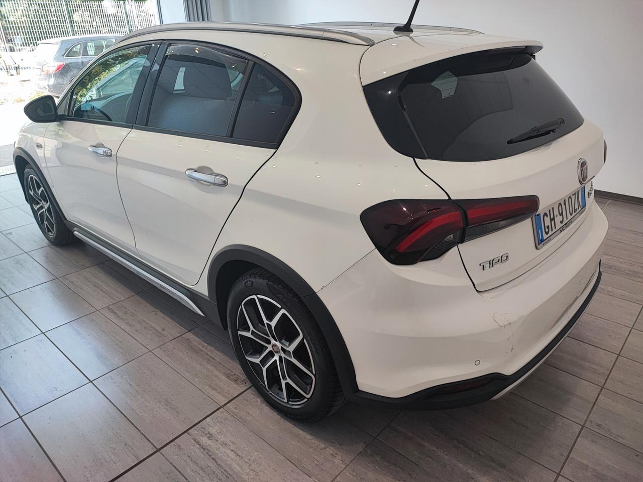 Fiat Tipo 1.3 Mjt S&S 5 porte CROSS