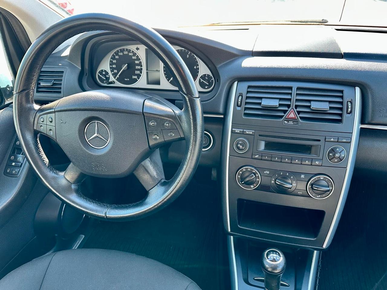Mercedes-benz B 180 CDI Executive 2010