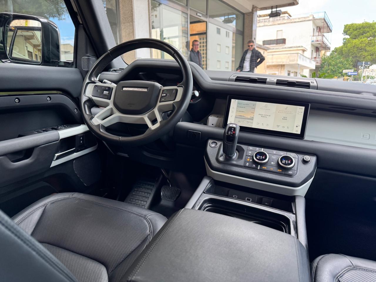 Land Rover Defender 110 3.0D I6 250 CV AWD Auto S