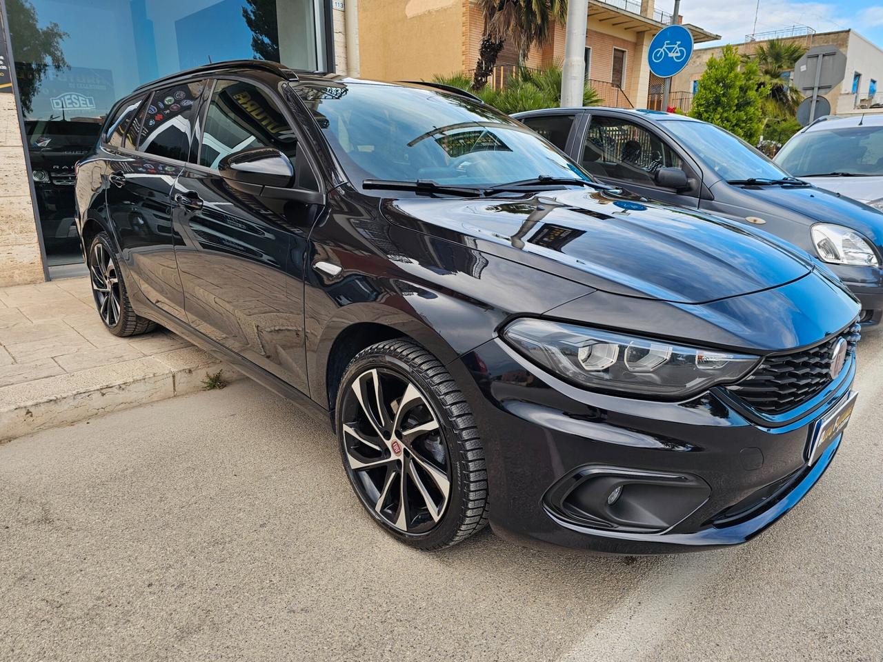 Fiat Tipo 1.6 Mjt S&S DCT SW S-Design black edition