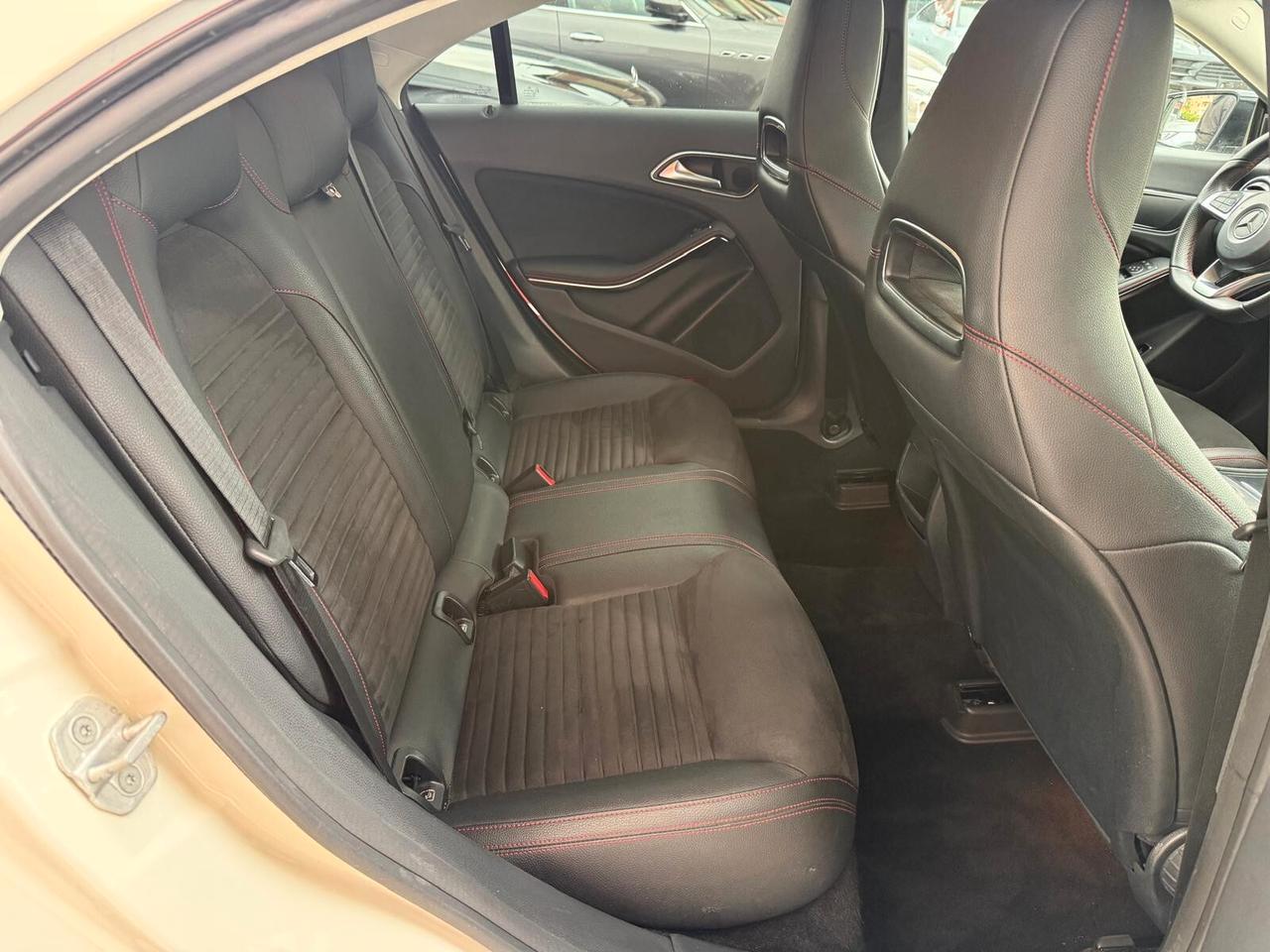 Mercedes-benz CLA 220 d 4Matic Automatic Premium