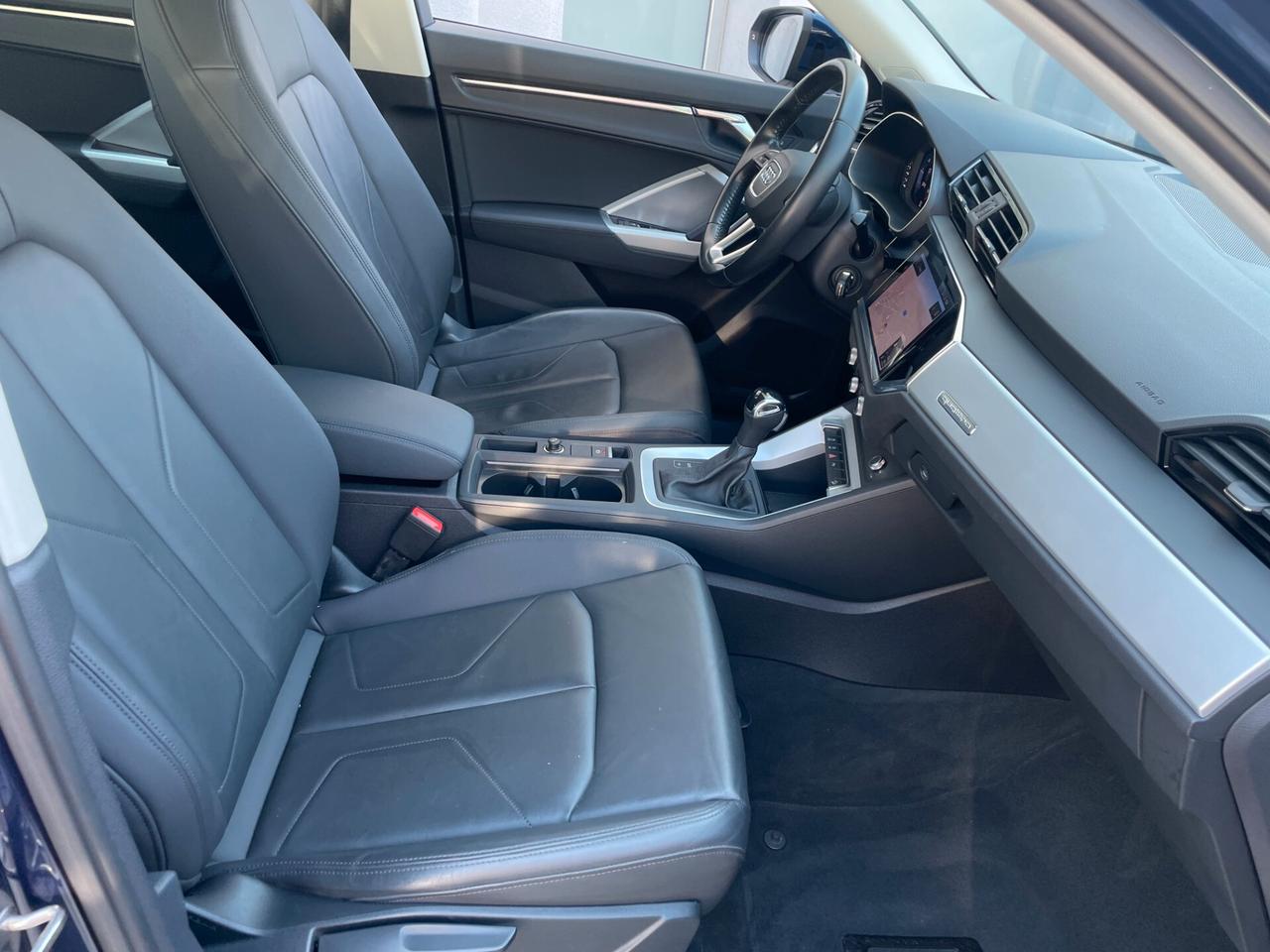Audi Q3 40 TDI quattro S tronic Business