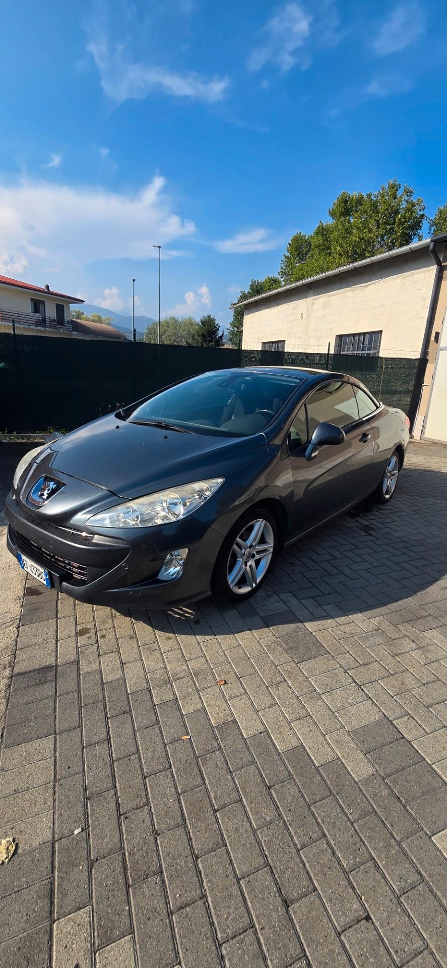 Peugeot 308 1.6 HDi 112CV CC Féline