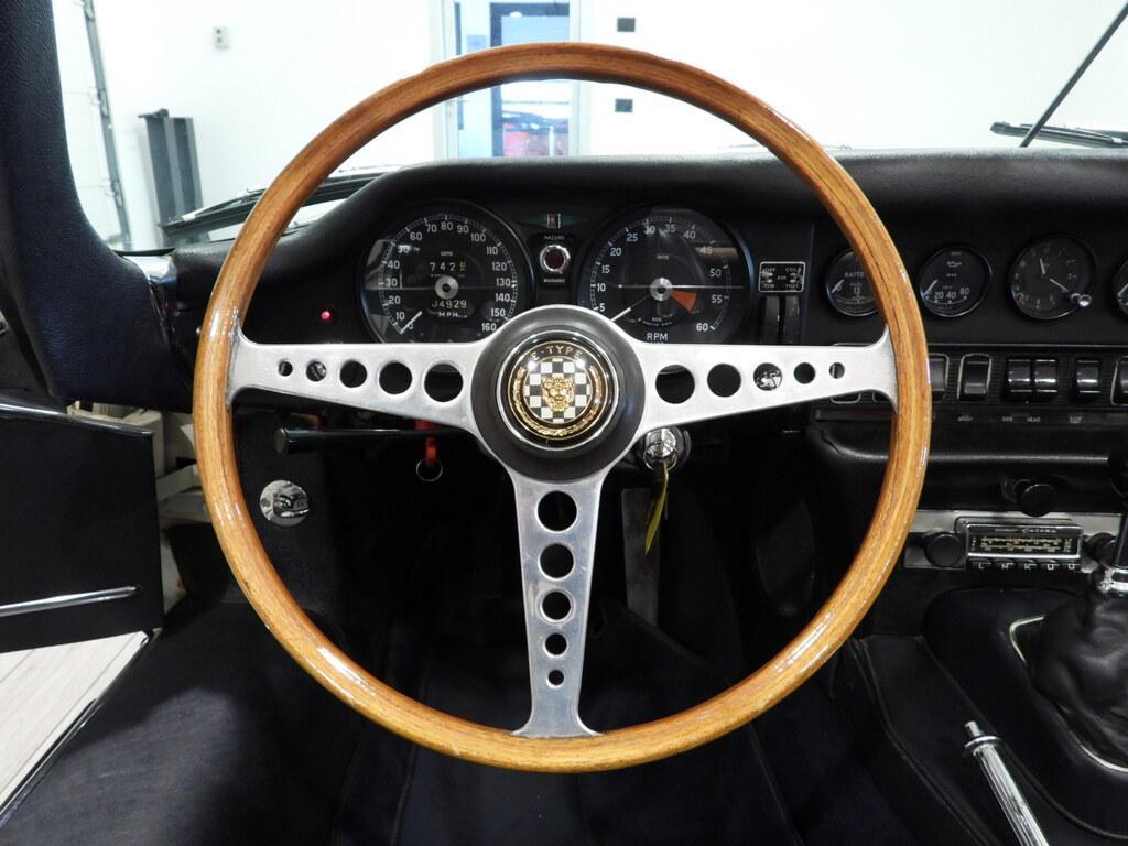 Jaguar XJ6 Berlina E-TYPE 4.2 ROADSTER