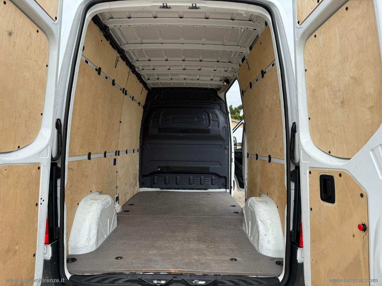 Sprinter F39/33 311CDI FWD TA Furg.