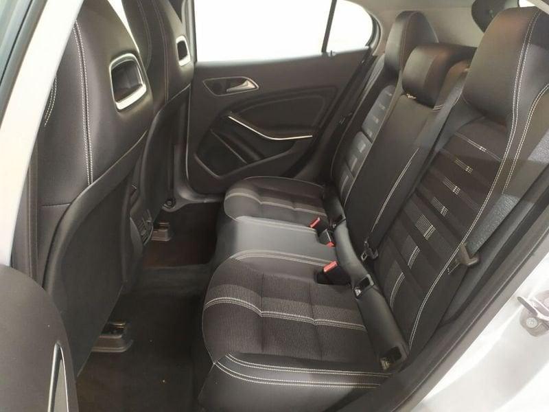 Mercedes-Benz GLA 200 d Premium 4matic auto