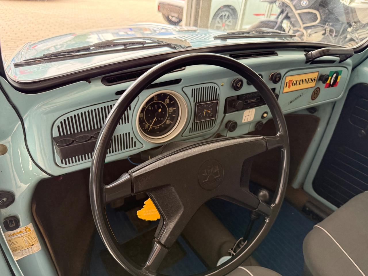 Volkswagen Maggiolino Vetro piatto