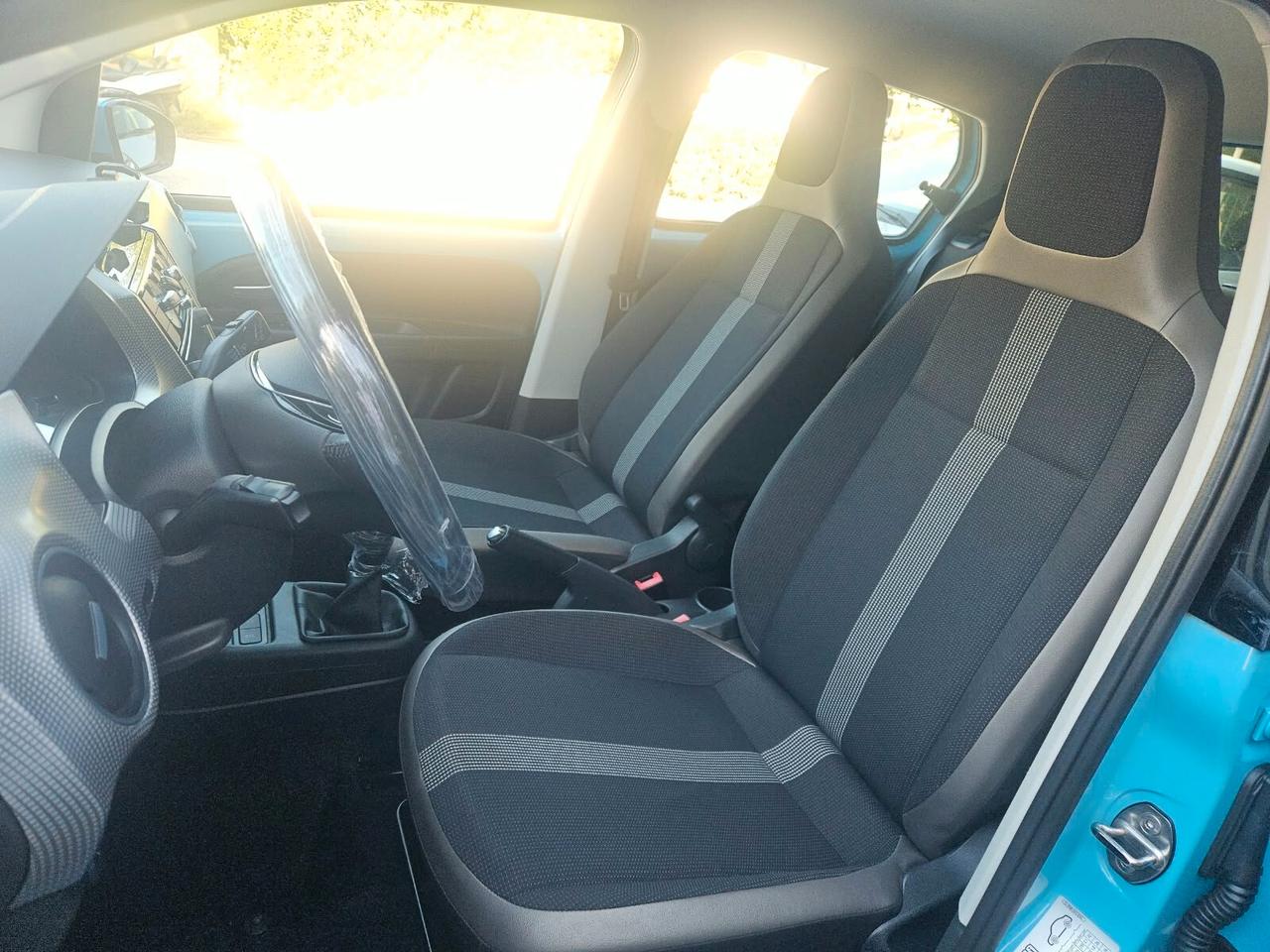 Volkswagen up! 1.0 75 CV 5p. move BlueMotion Technology