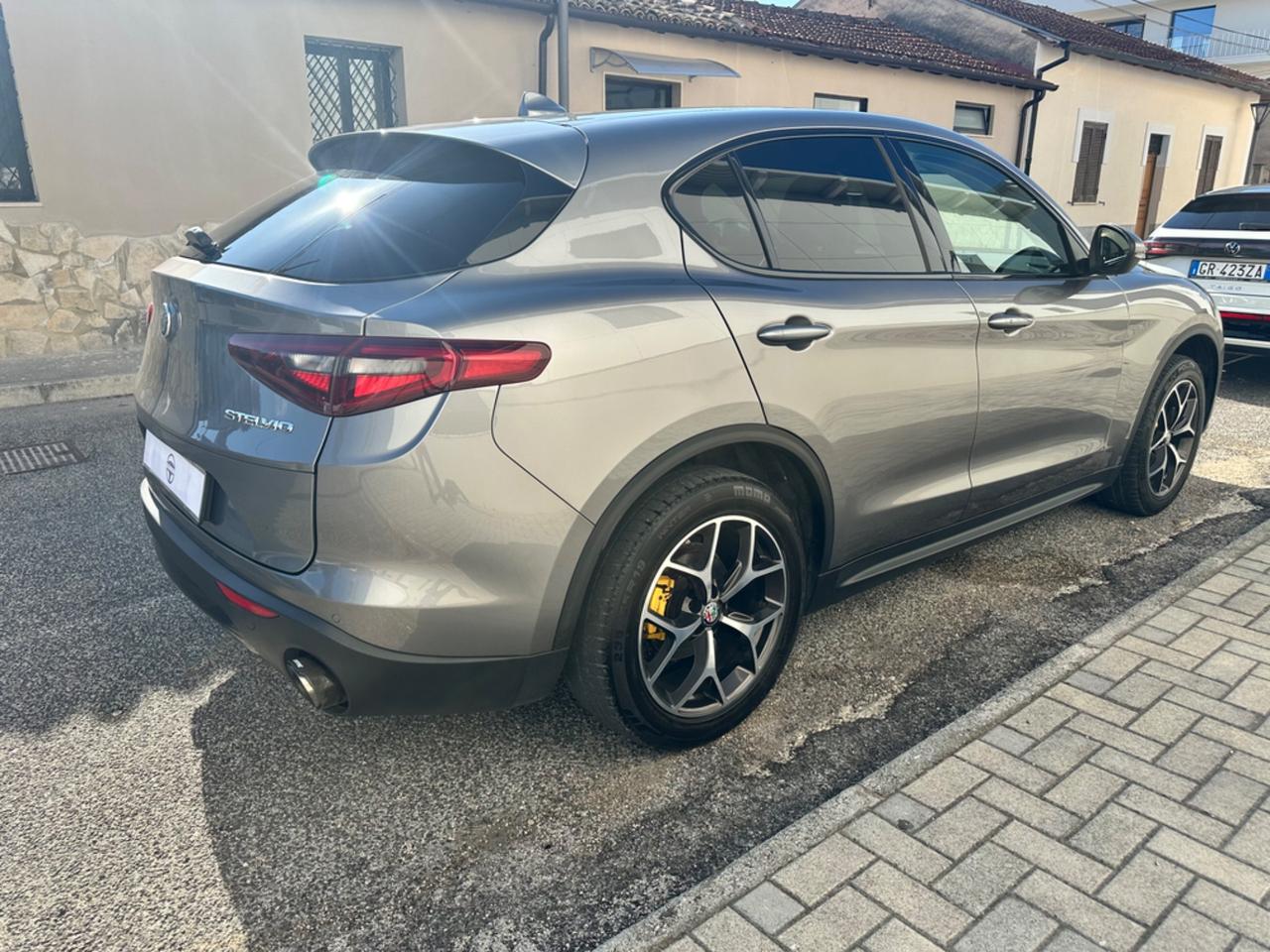 Alfa Romeo Stelvio 2.2 Turbodiesel 210 CV AT8 Q4 Executive