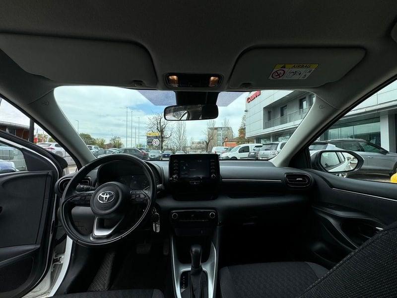 Toyota Yaris Hybrid Active MY22