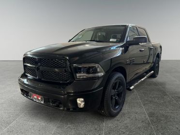 Dodge RAM Dodge RAM 5.7 V8 Crew Cab Classic SLT Black 395cv EAT8 GPL