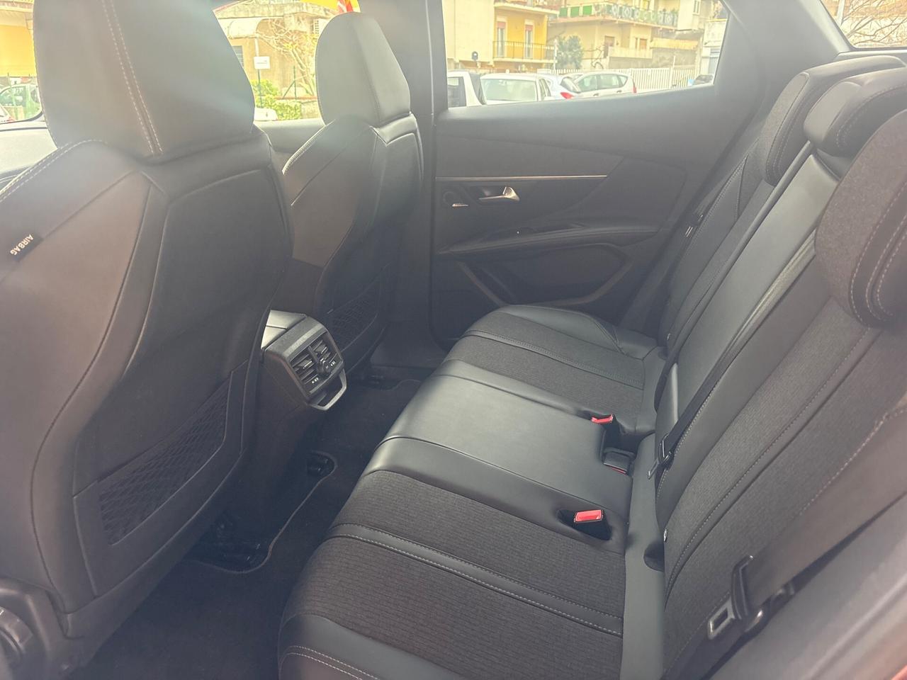 Peugeot 3008 BlueHDi 120 S&S GT Line ( 2017 )