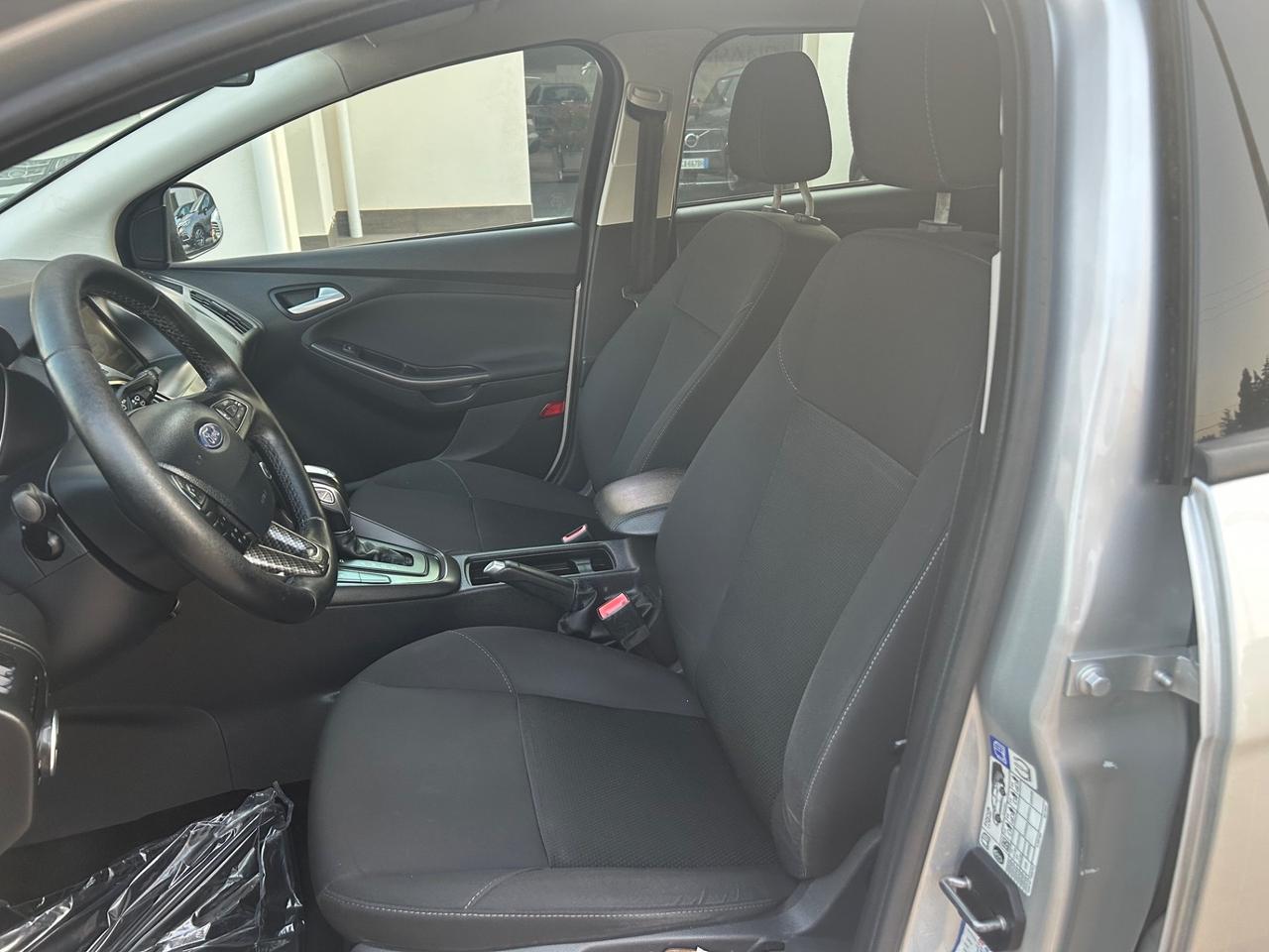 Ford Focus 1.5 TDCi 120 CV Start&Stop Powershift Titanium