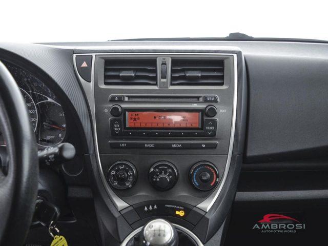 SUBARU Trezia 1.3i-L 6MT Trend