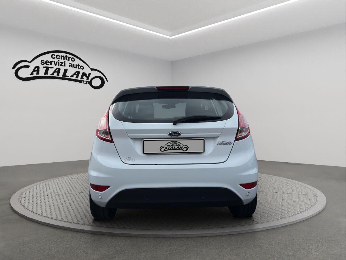 FORD - Fiesta - 1.5 TDCi 75 CV 5p. Black & White Edition