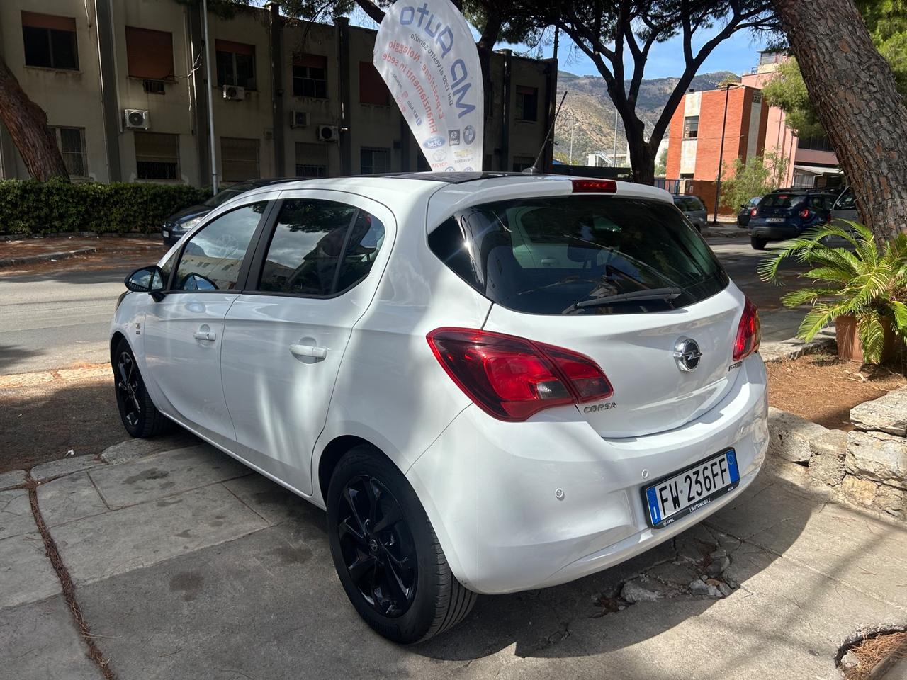 Opel Corsa 1.4 90CV GPL Tech 5 porte 120 Anniversary