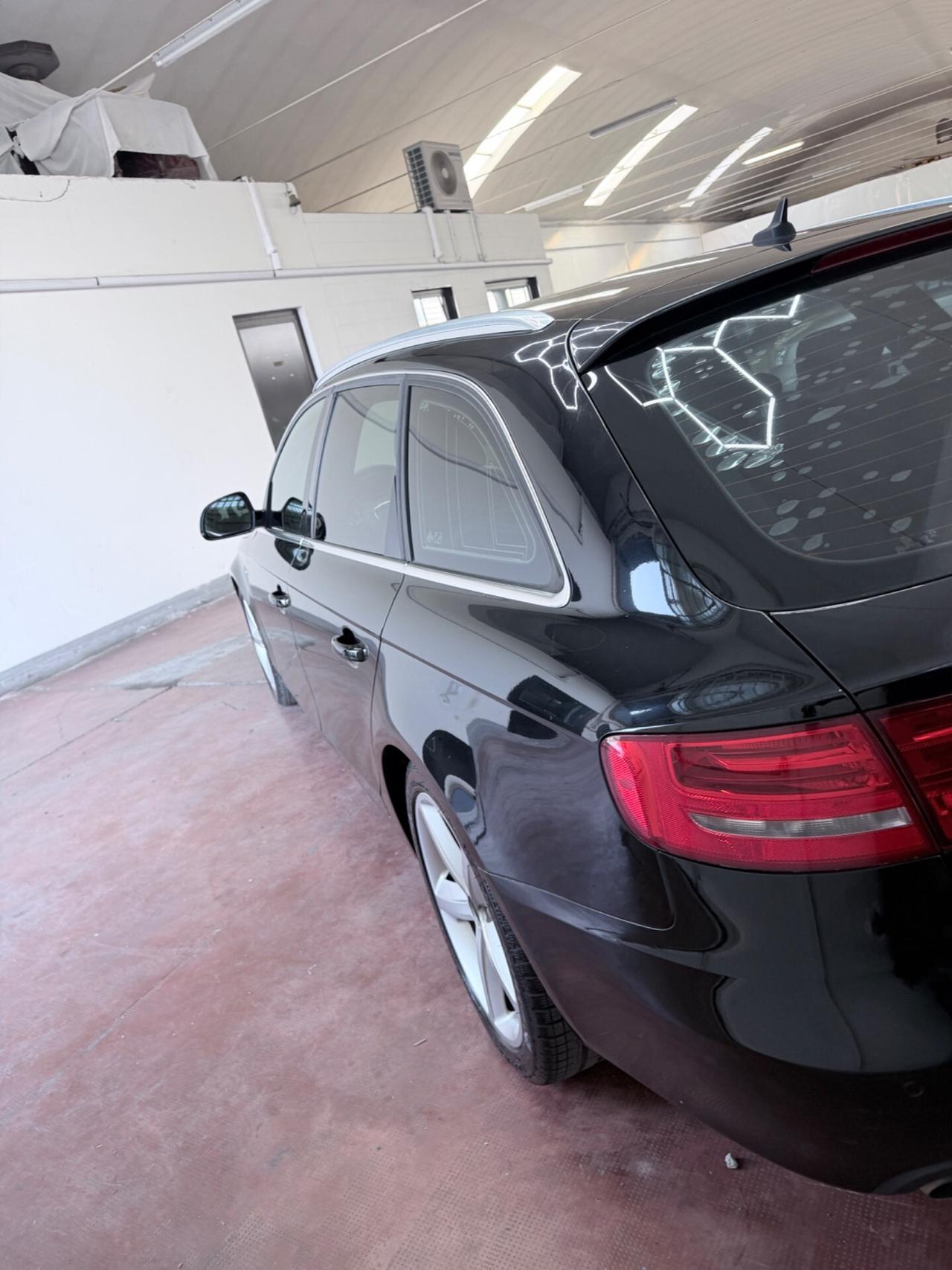 Audi A4 Avant 2.0 TDI 143CV S-Line