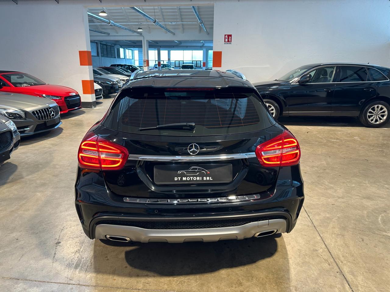 Mercedes-benz GLA 180 d Automatic Premium AMG - Harman Kardon Baule elettrico