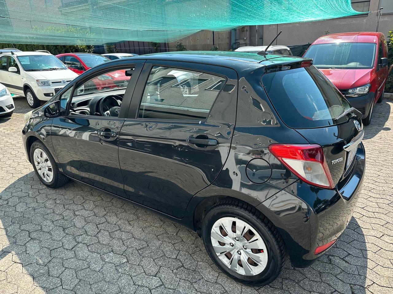 Toyota Yaris 1.0 5 porte Lounge*GRANDINATA