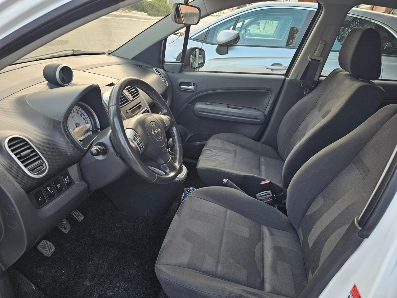 Opel Agila 1.2 16V 86CV GPL-TECH Enjoy