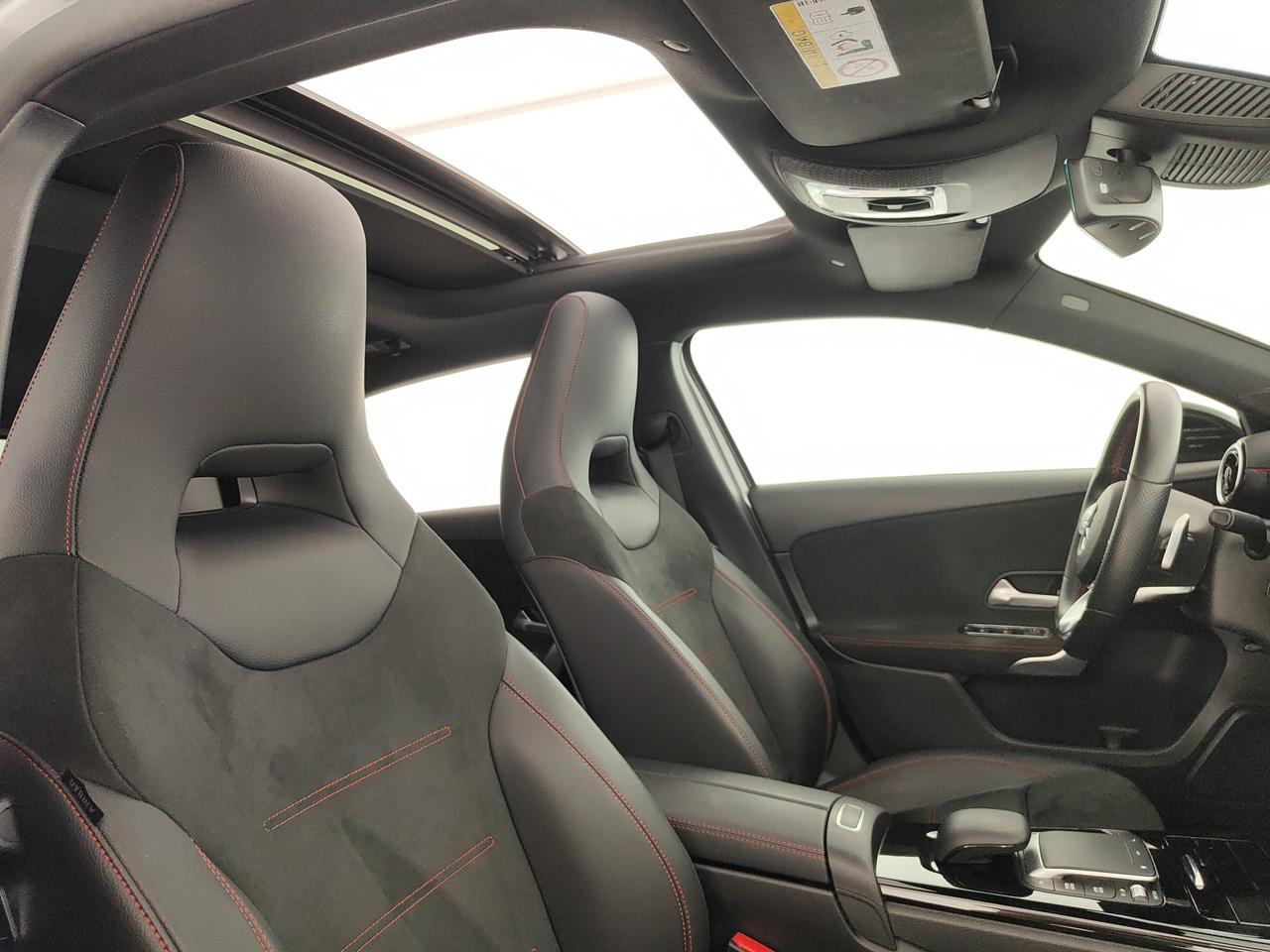 Mercedes-Benz A 200 Premium auto