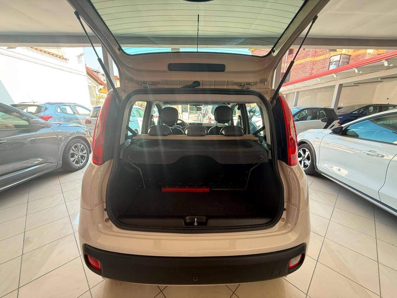 FIAT PANDA 0.9 METANO CON 126000 KM 2012