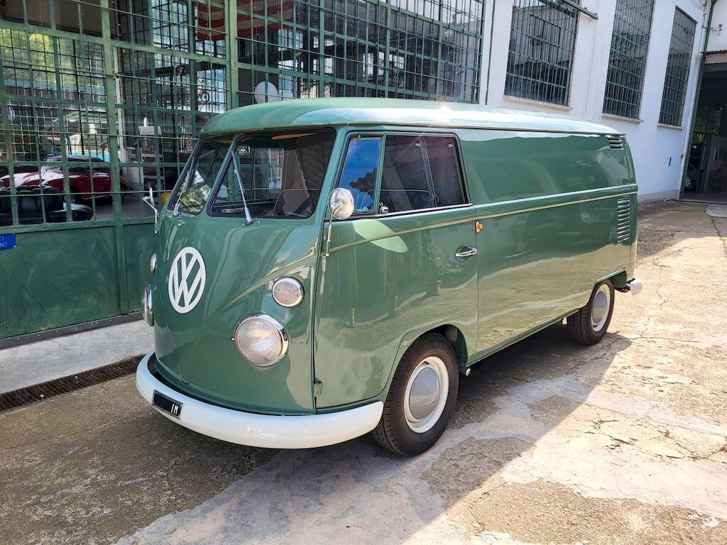 Volkswagen T1 Panel Split Window – 1964