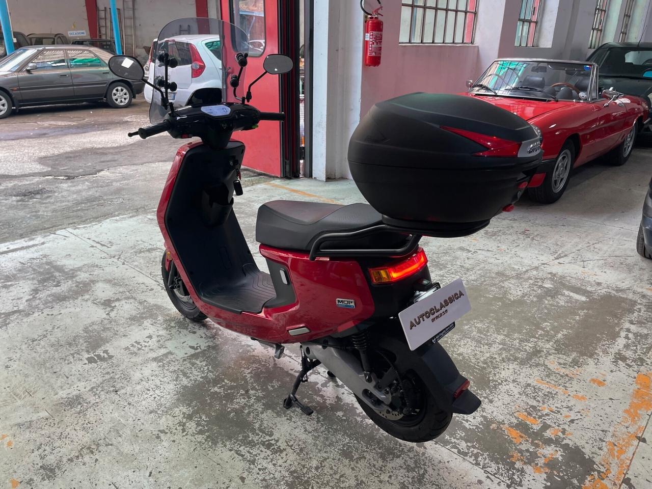 Niu NQi Elettrico 50 KM0!!!