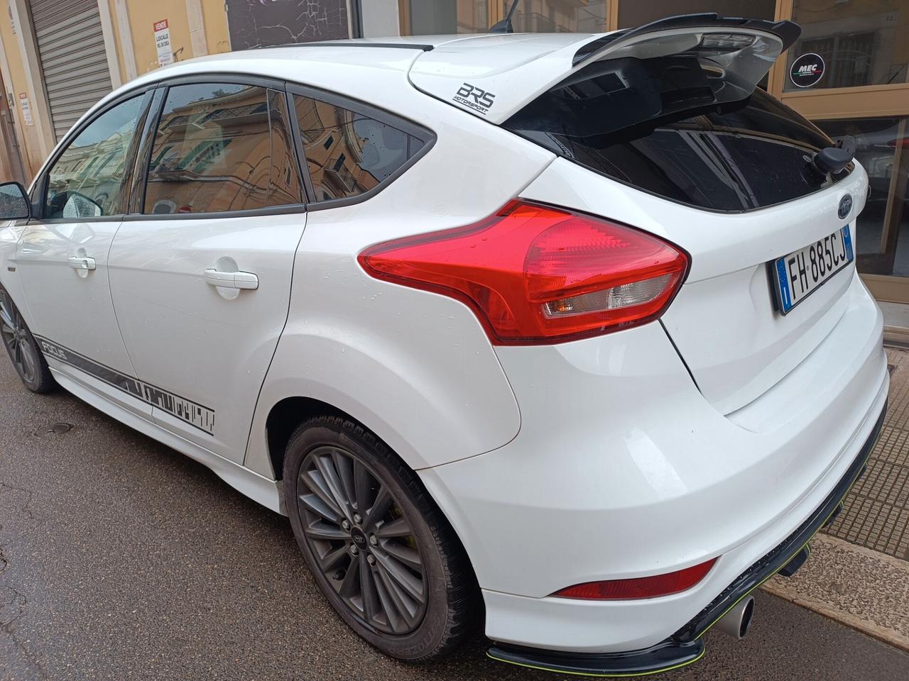 Ford Focus 1.5 TDCi 120 CV ST LINE PERSONALIZZATA