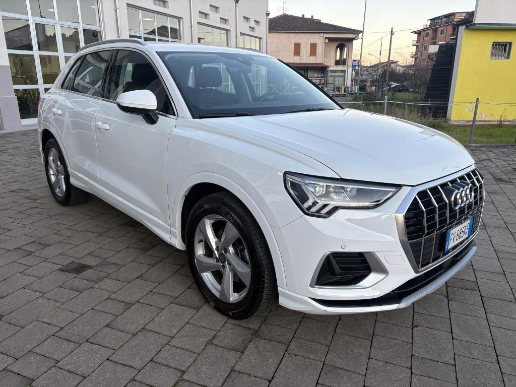 Audi Q3 35 TDI 2.0 150cv S tronic Business Advanced