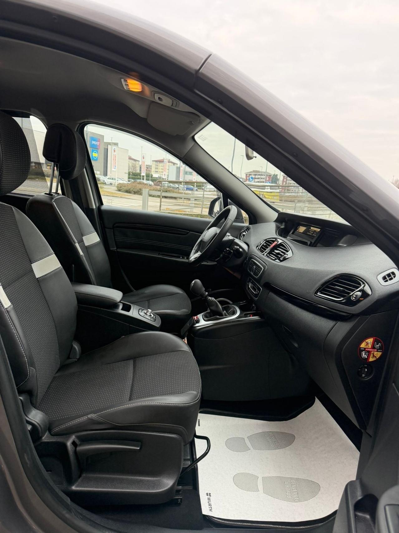 Renault Scenic Scénic 1.5 dCi 110CV Dynamique