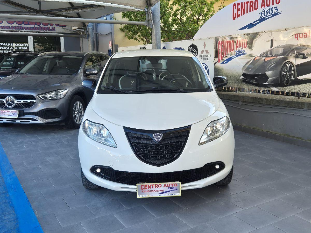 LANCIA - Ypsilon - 0.9 T.Air 85 CV 5 porte Metano Ecochic Gold