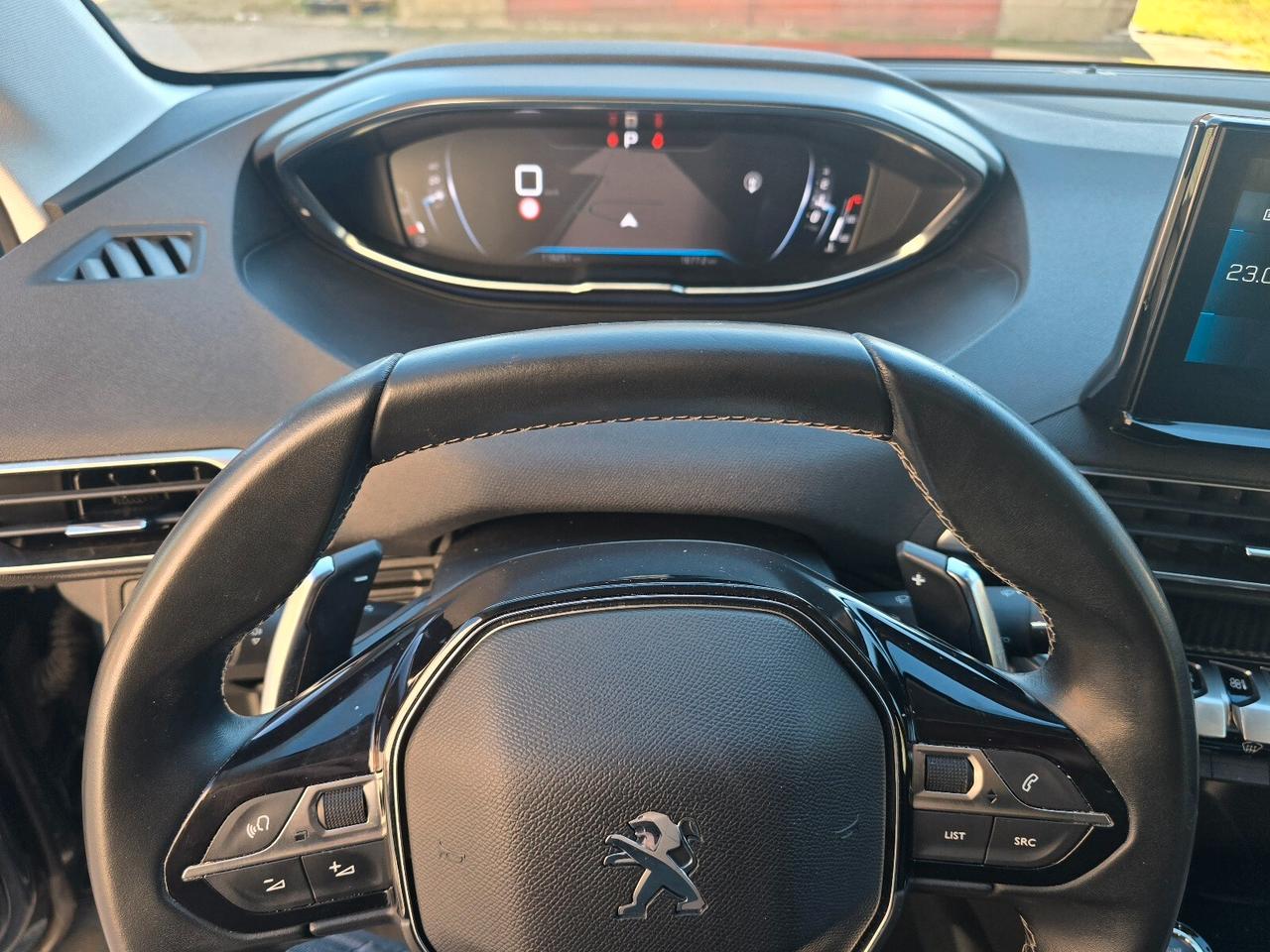 Peugeot 5008 BlueHDi 130 S&S EAT8 Allure Pack