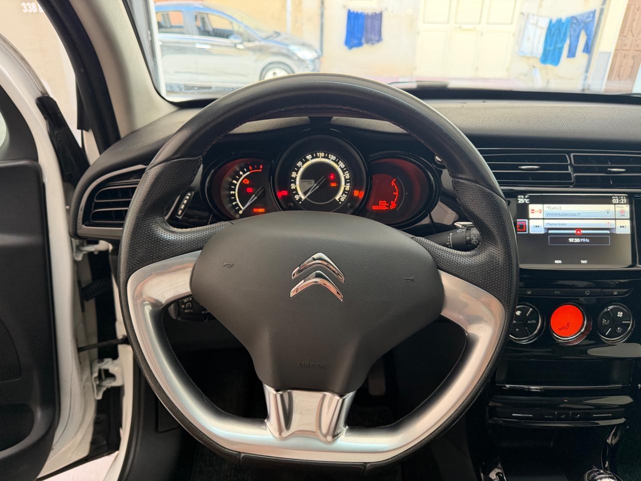 Citroen C3 1.6 BlueHDI 75 CV Exclusive