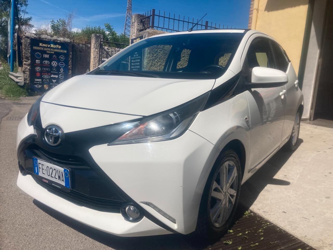 Toyota Aygo 1.0 VVT-i 69 CV automatica tetto apribile