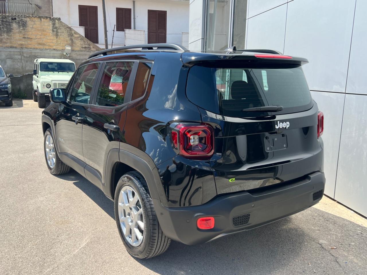 Jeep Renegade 1.5 Altitude - AUTOCARRO N1