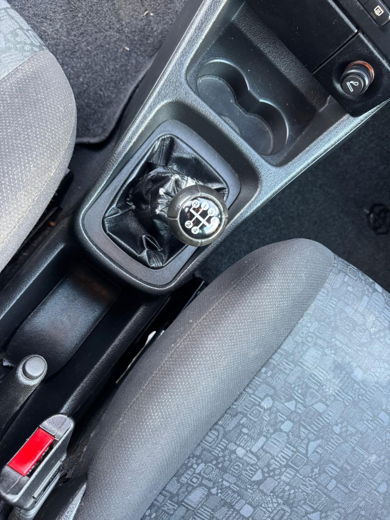 Opel Zafira 1.8 16V cat CDX 7 Posti