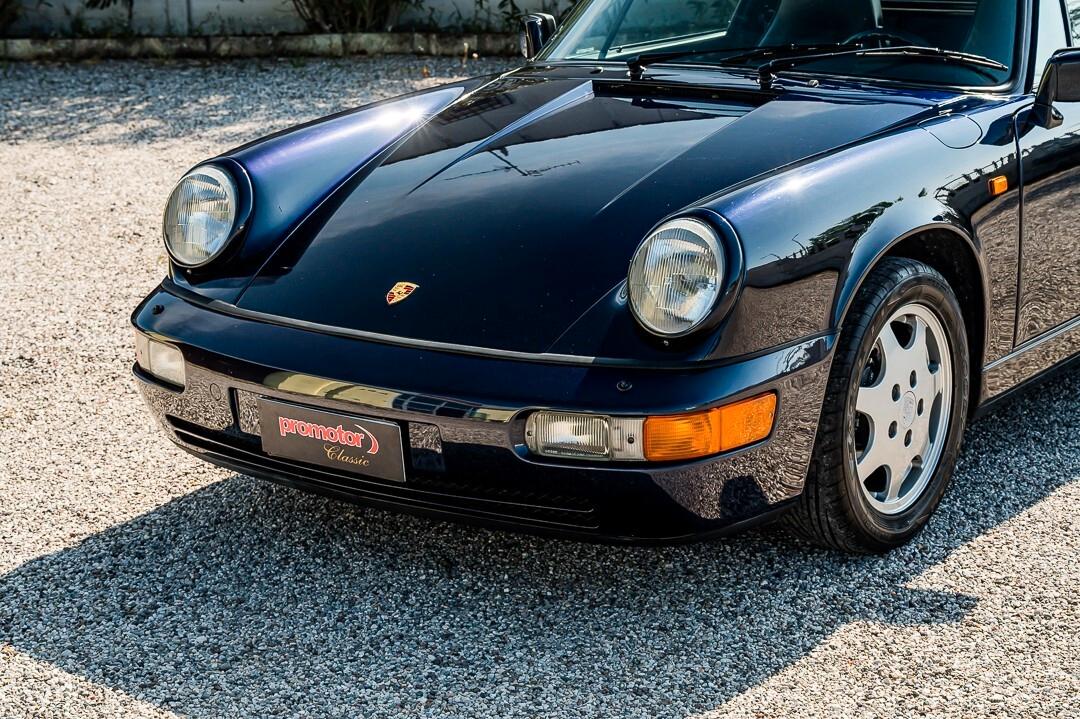 Porsche 911 964 Carrera 4 Cabriolet