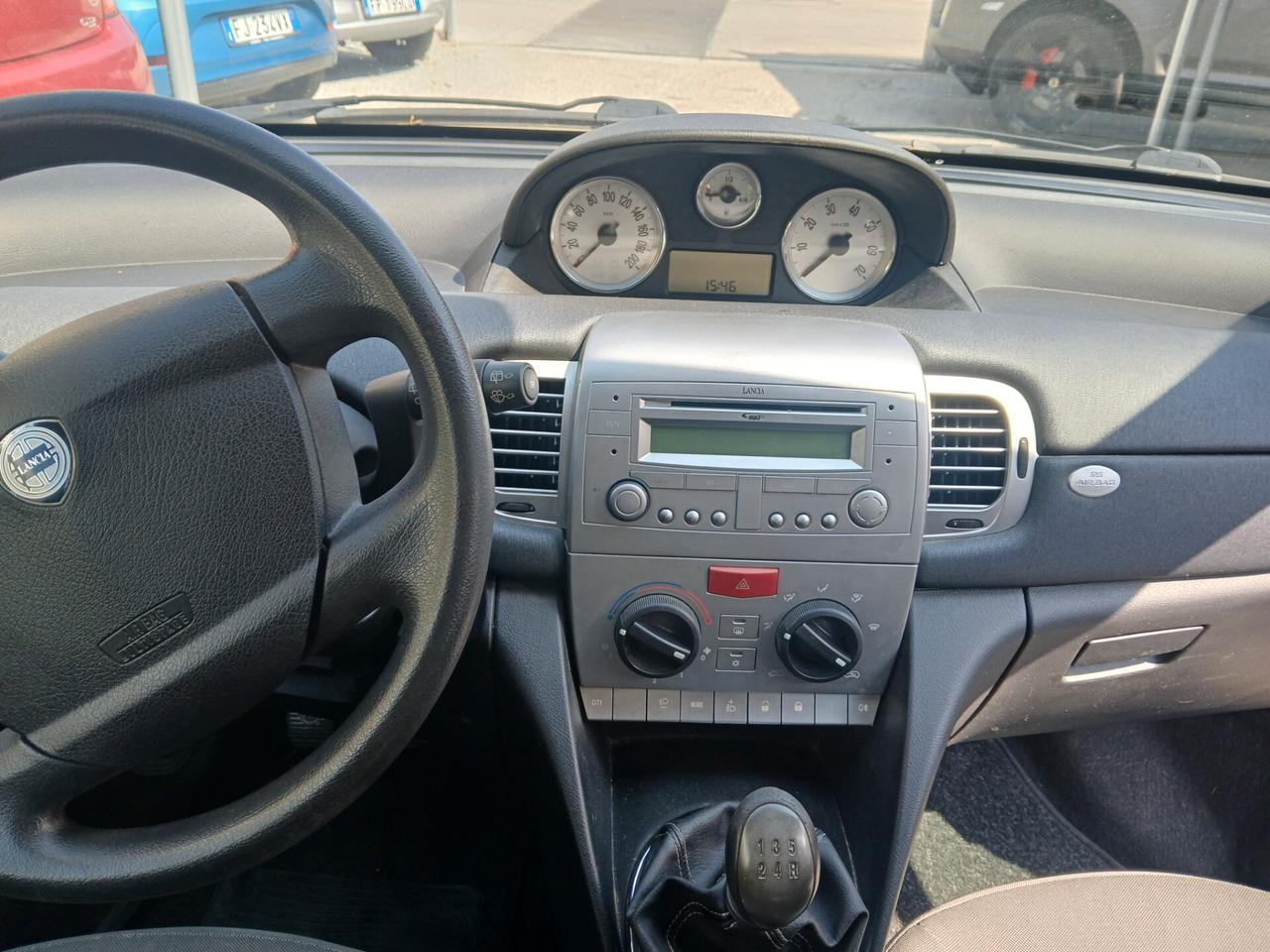 Lancia Ypsilon 1.2 Argento